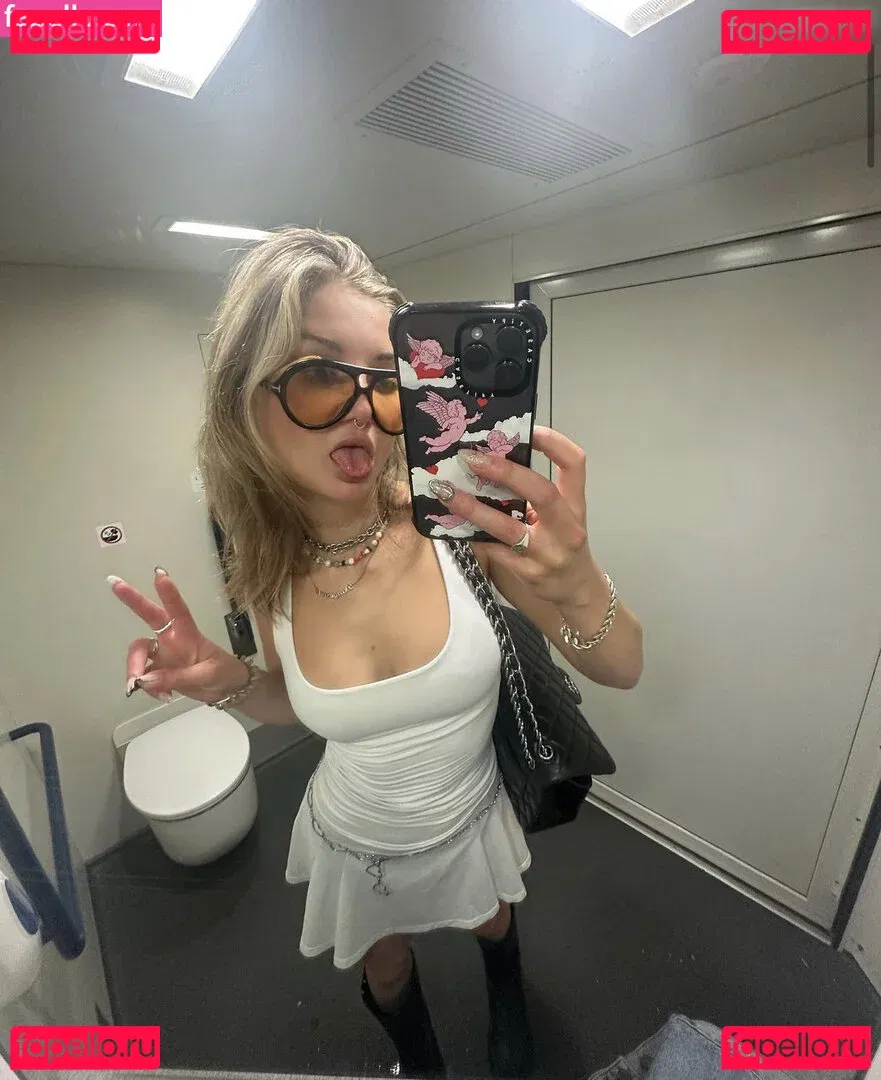 Julia Wulf Onlyfans Photo Gallery 