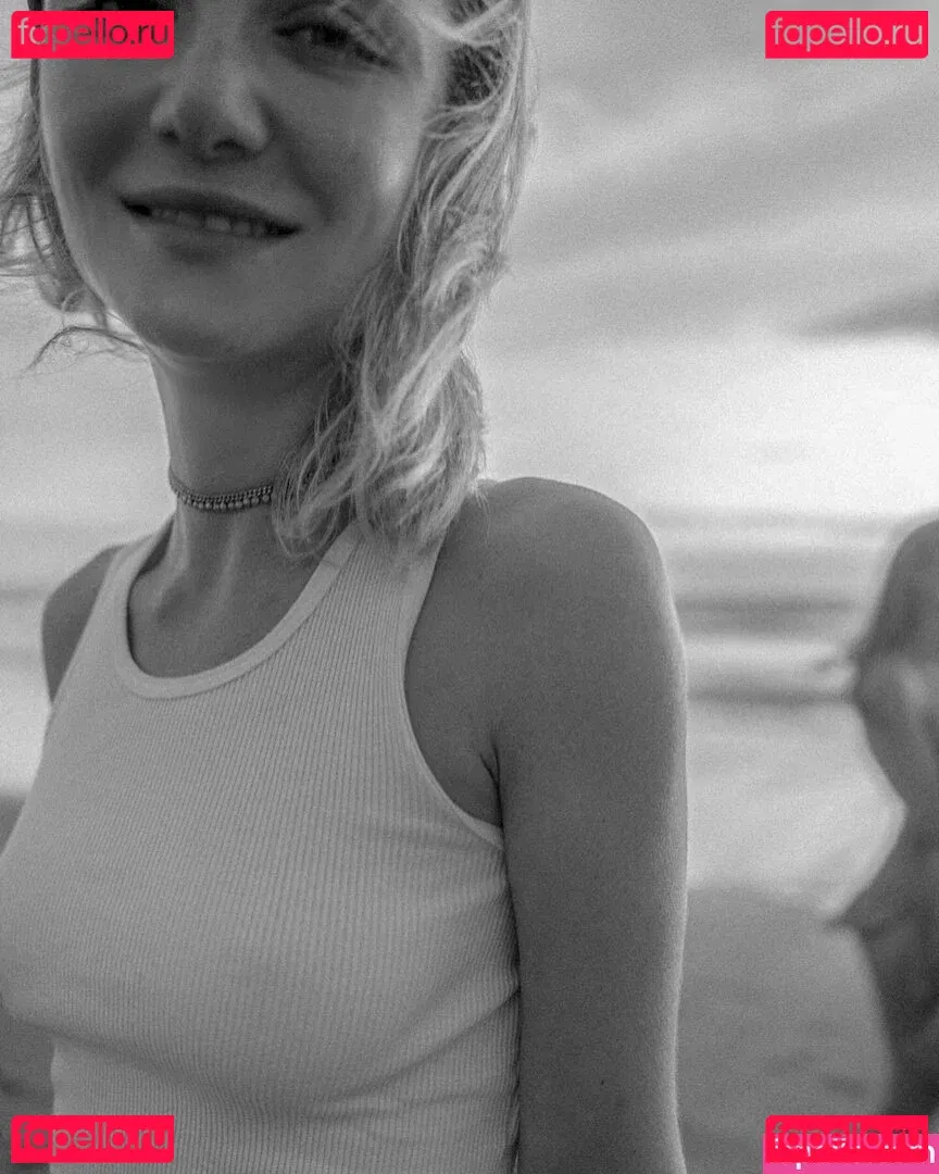 Julia Wulf Onlyfans Photo Gallery 