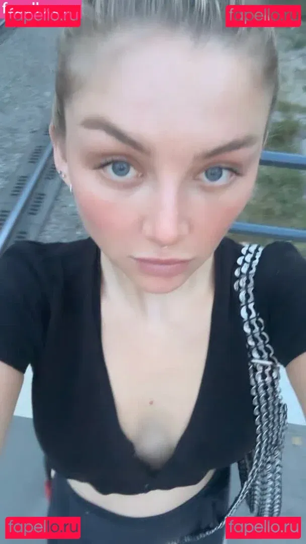 Julia Wulf Onlyfans Photo Gallery 