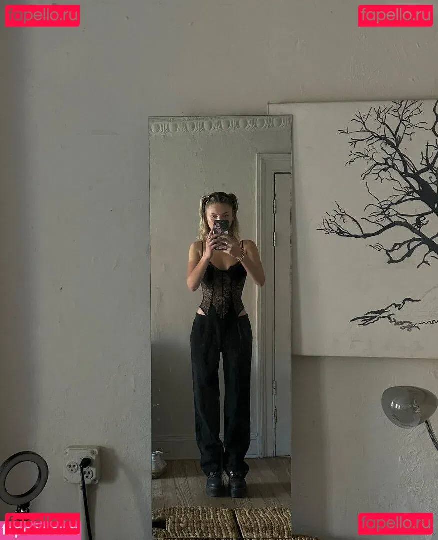 Julia Wulf Onlyfans Photo Gallery 