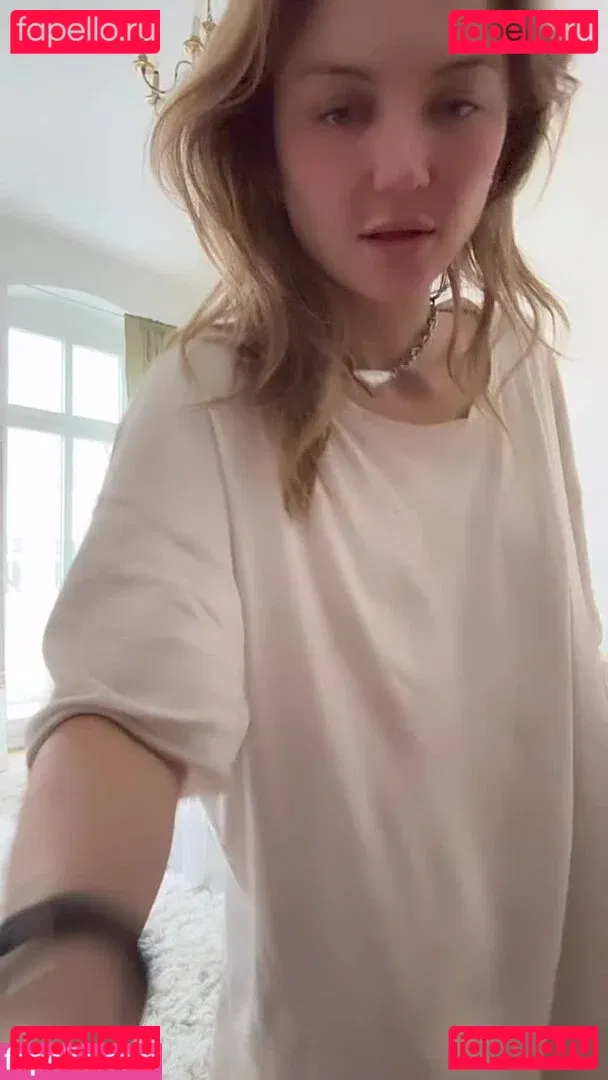 Julia Wulf Onlyfans Photo Gallery 