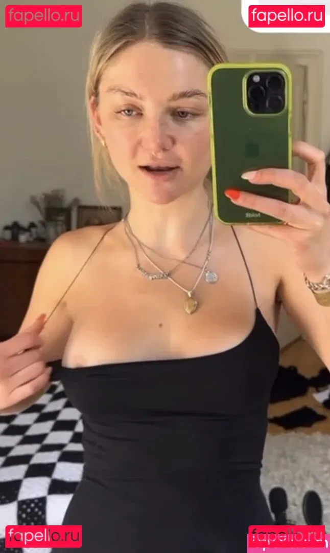 Julia Wulf Onlyfans Photo Gallery 