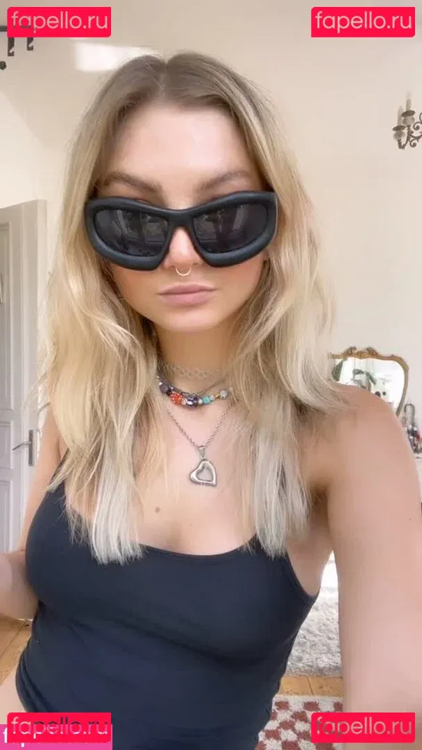 Julia Wulf Onlyfans Photo Gallery 