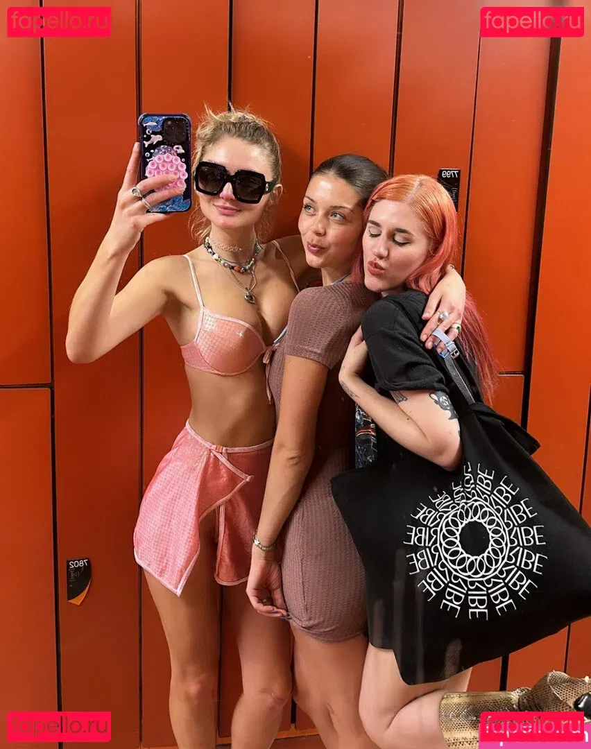 Julia Wulf Onlyfans Photo Gallery 