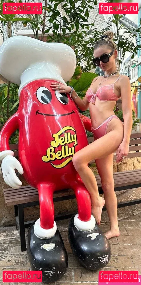 Julia Wulf Onlyfans Photo Gallery 