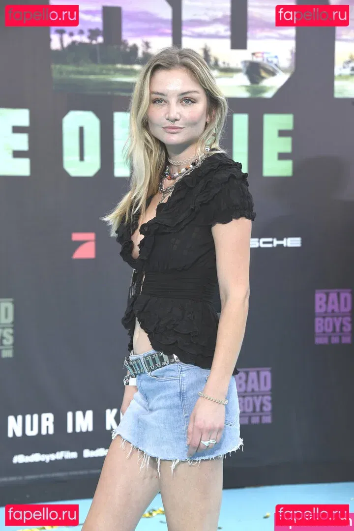 Julia Wulf Onlyfans Photo Gallery 