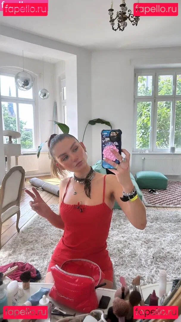 Julia Wulf Onlyfans Photo Gallery 