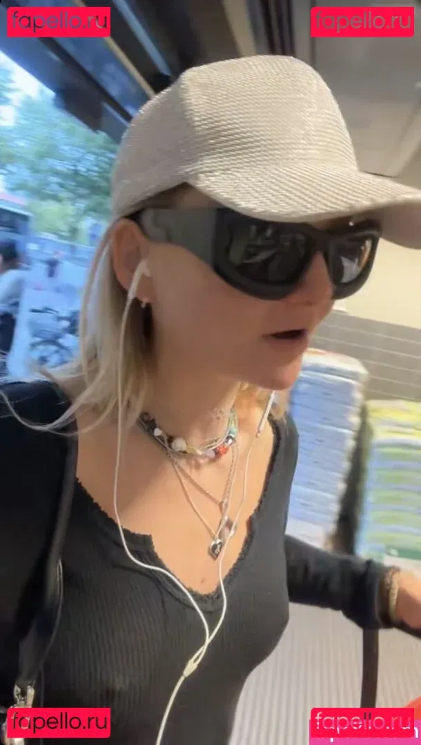 Julia Wulf Onlyfans Photo Gallery 