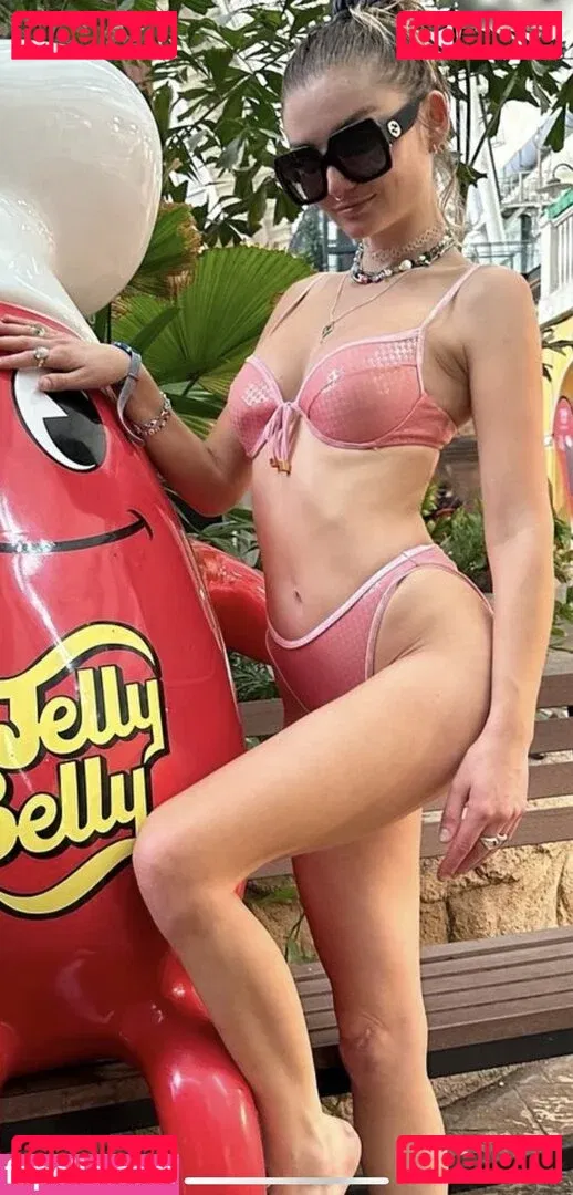 Julia Wulf Onlyfans Photo Gallery 