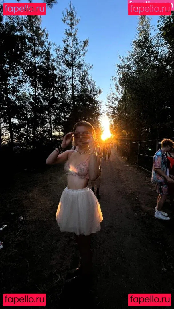 Julia Wulf Onlyfans Photo Gallery 