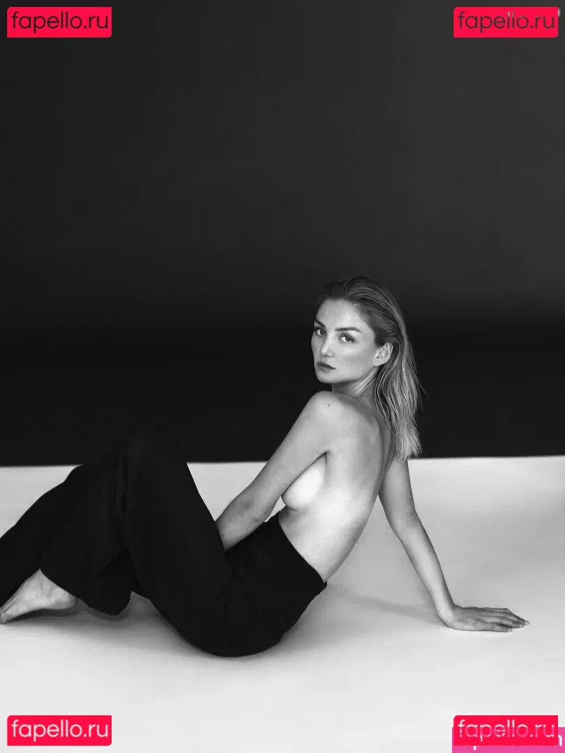 Julia Wulf Onlyfans Photo Gallery 