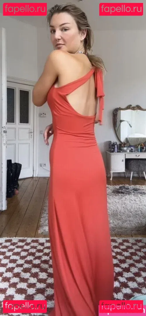 Julia Wulf Onlyfans Photo Gallery 