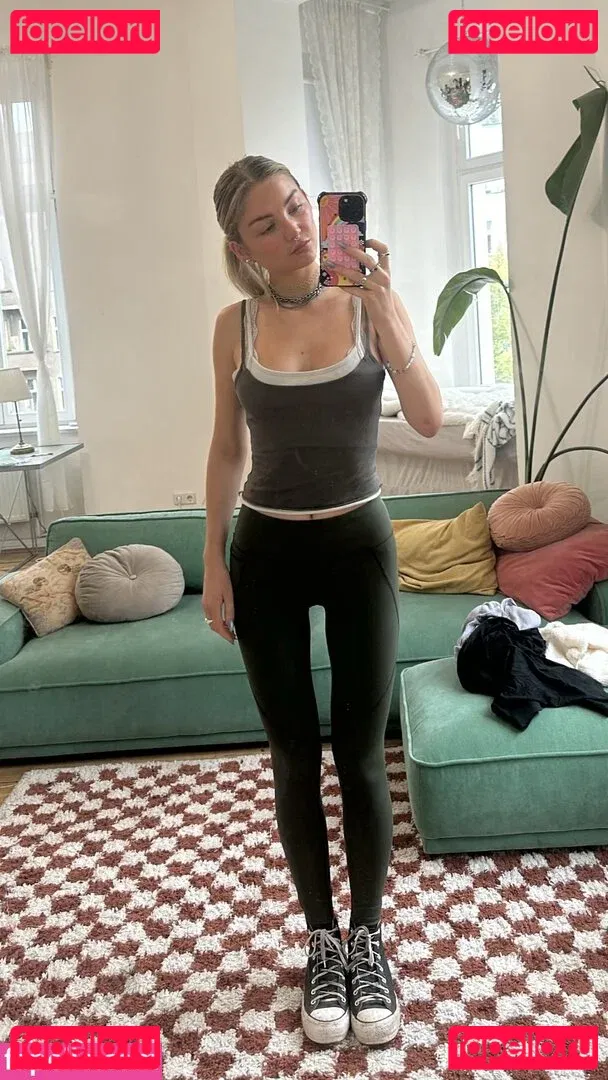 Julia Wulf Onlyfans Photo Gallery 