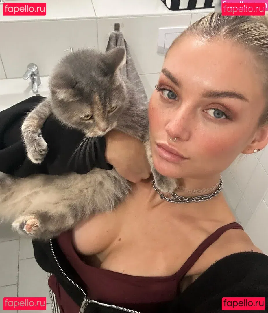 Julia Wulf Onlyfans Photo Gallery 