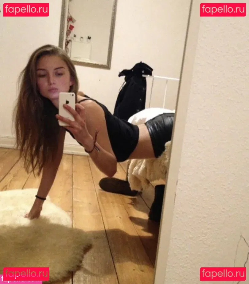 Julia Wulf Onlyfans Photo Gallery 