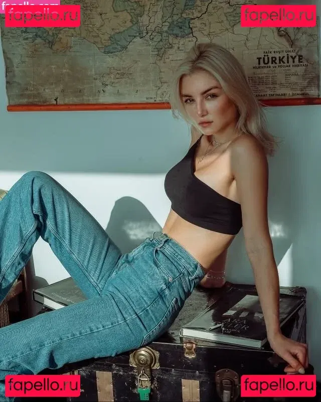 Julia Wulf Onlyfans Photo Gallery 