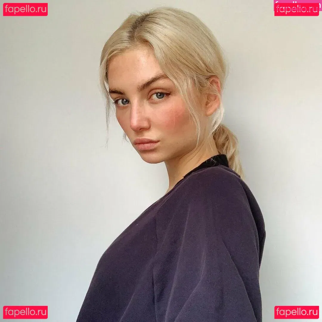 Julia Wulf Onlyfans Photo Gallery 