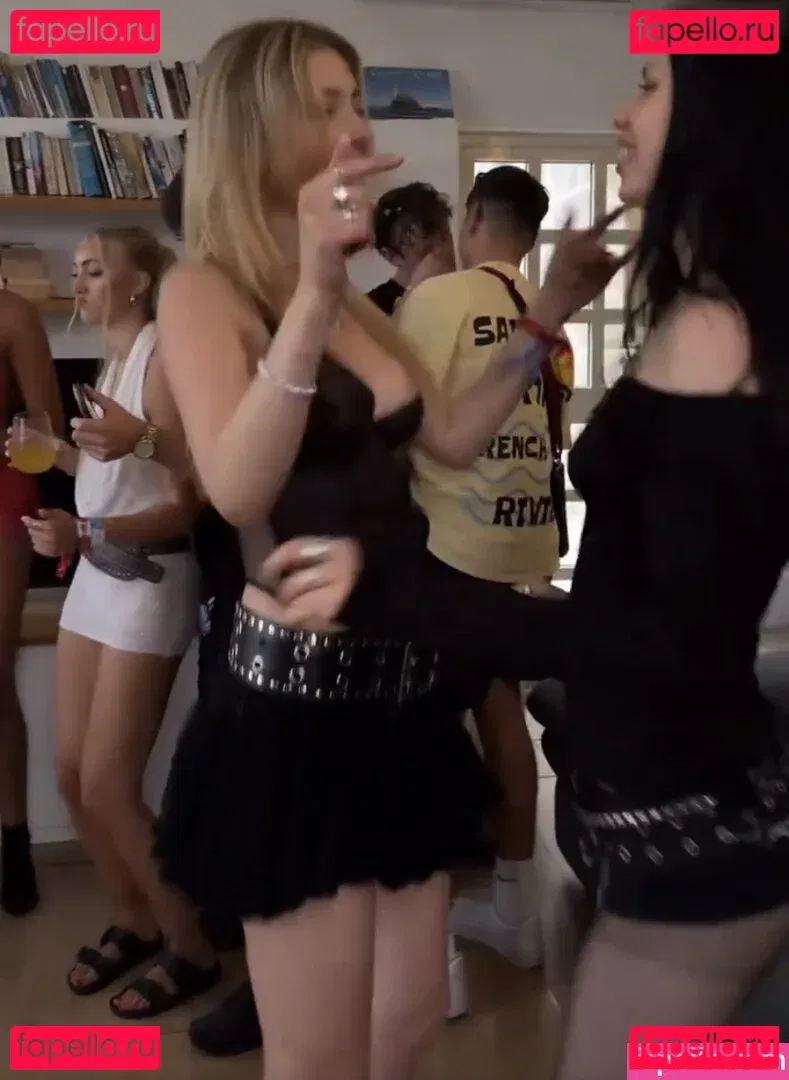 Julia Wulf Onlyfans Photo Gallery 