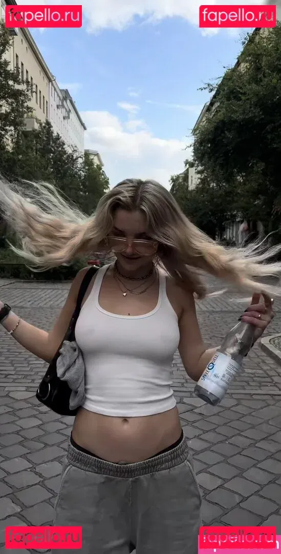 Julia Wulf Onlyfans Photo Gallery 