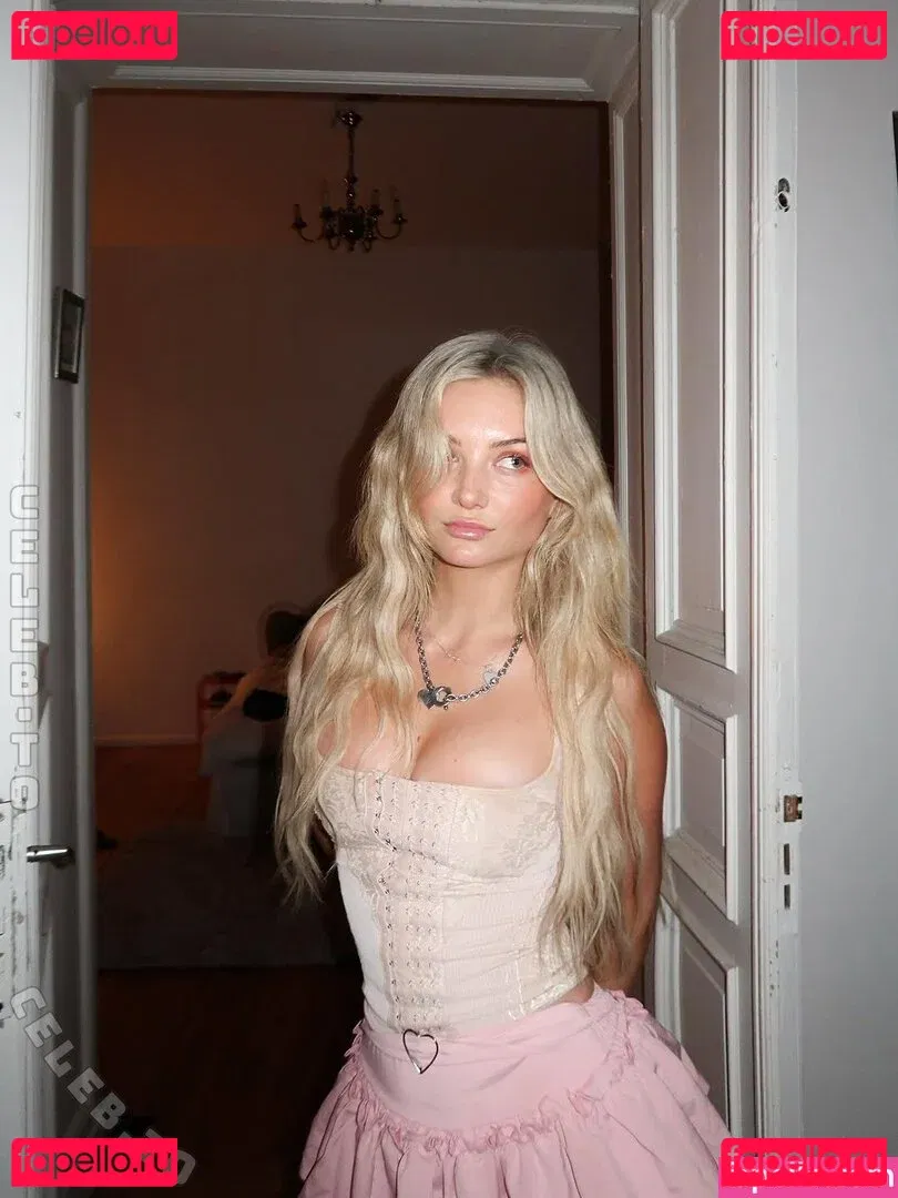 Julia Wulf Onlyfans Photo Gallery 