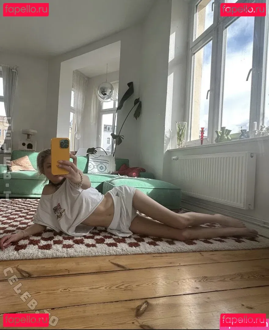 Julia Wulf Onlyfans Photo Gallery 