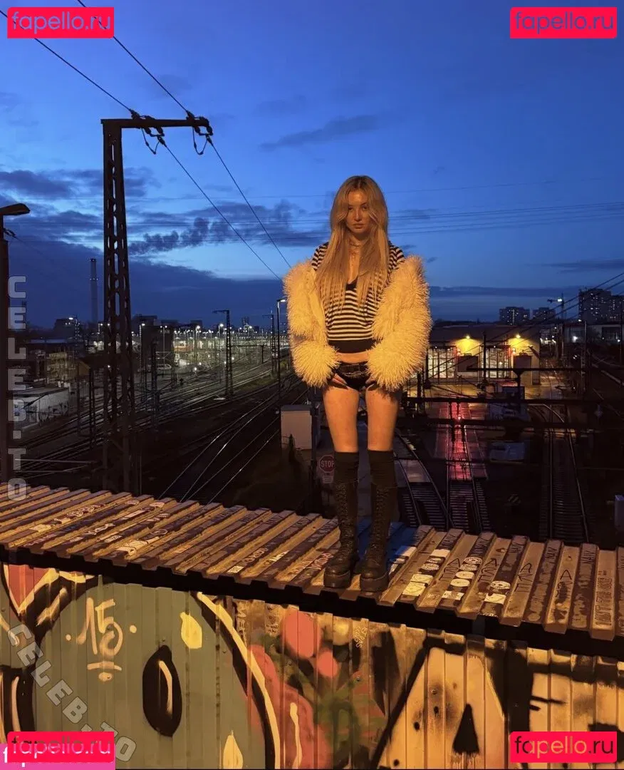 Julia Wulf Onlyfans Photo Gallery 