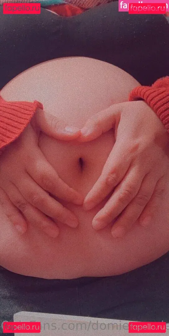 domiemomie Onlyfans Photo Gallery 