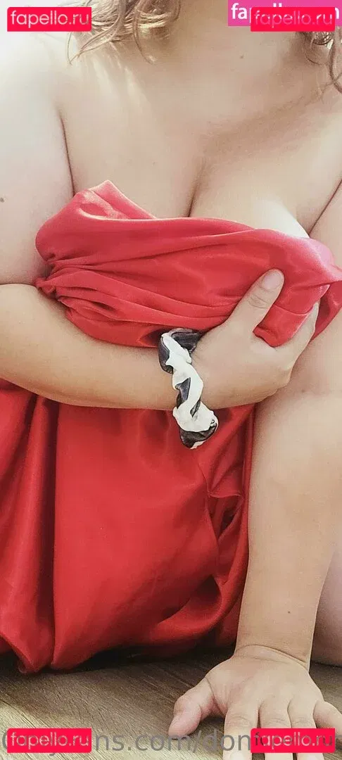 domiemomie Onlyfans Photo Gallery 