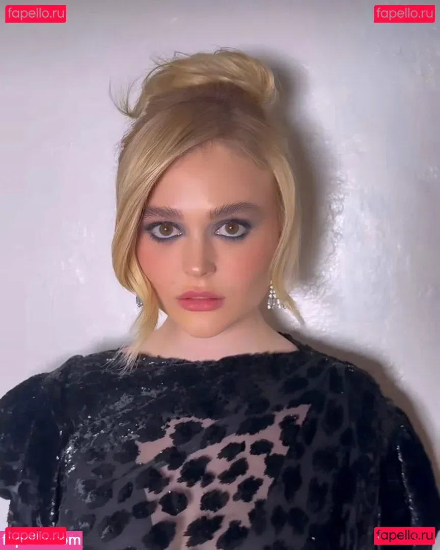 Emily Lind Onlyfans Photo Gallery 