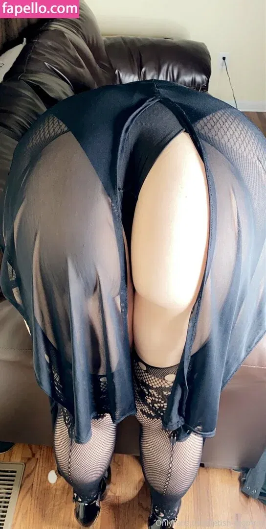 fetish-mommy Onlyfans Photo Gallery 