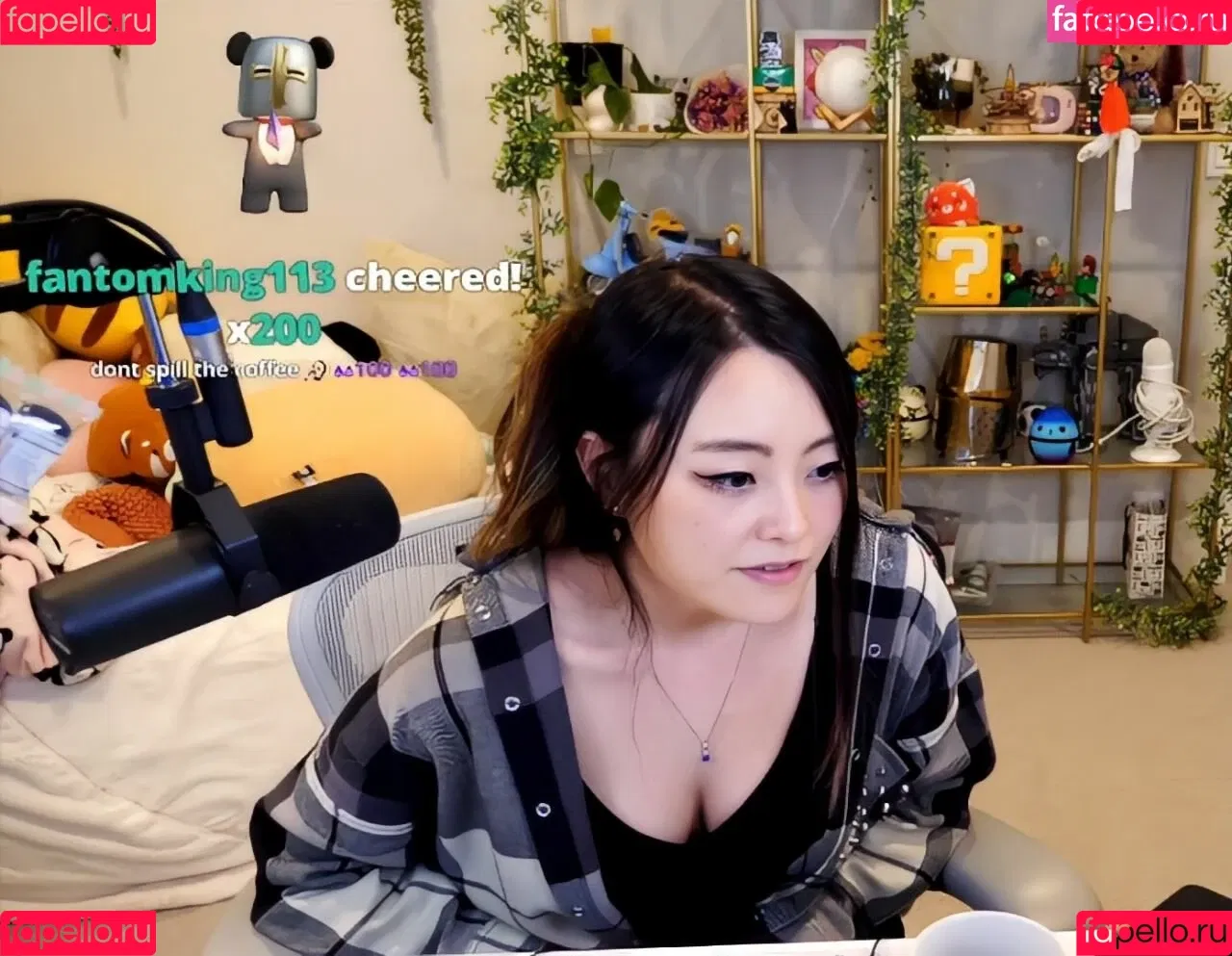 PotasticPanda Onlyfans Photo Gallery 