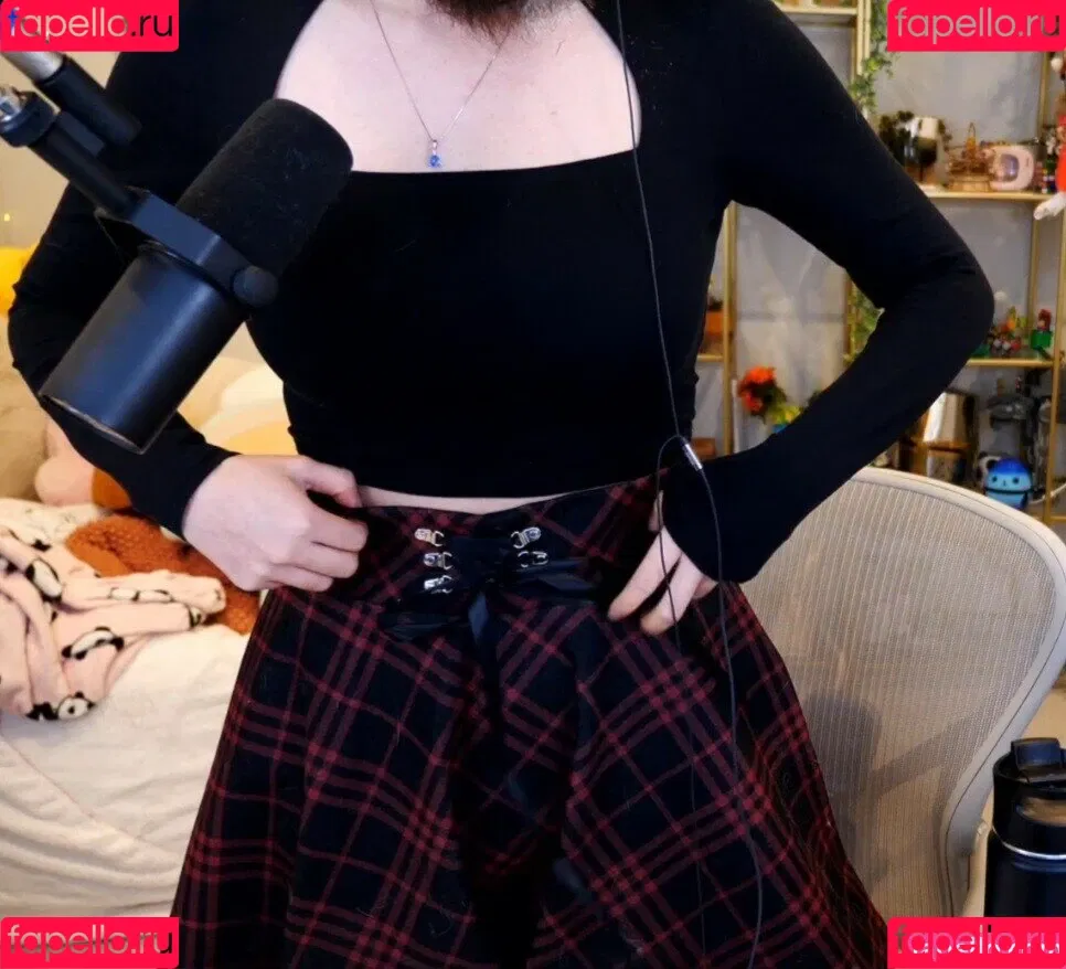 PotasticPanda Onlyfans Photo Gallery 