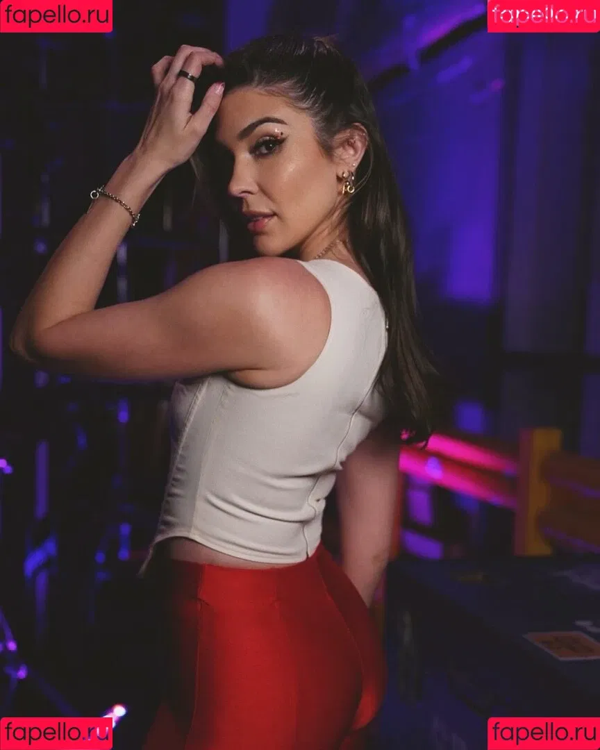 Cathy Kelley Onlyfans Photo Gallery 