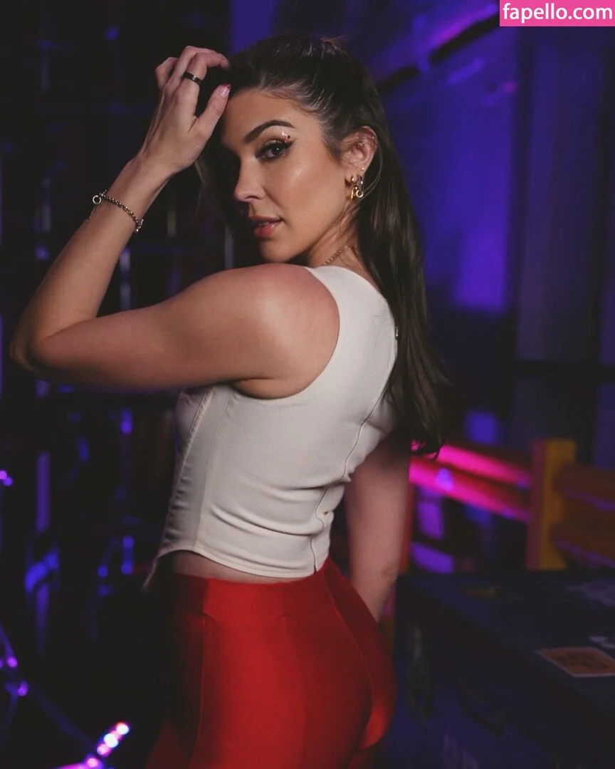 Cathy Kelley Onlyfans Photo Gallery 