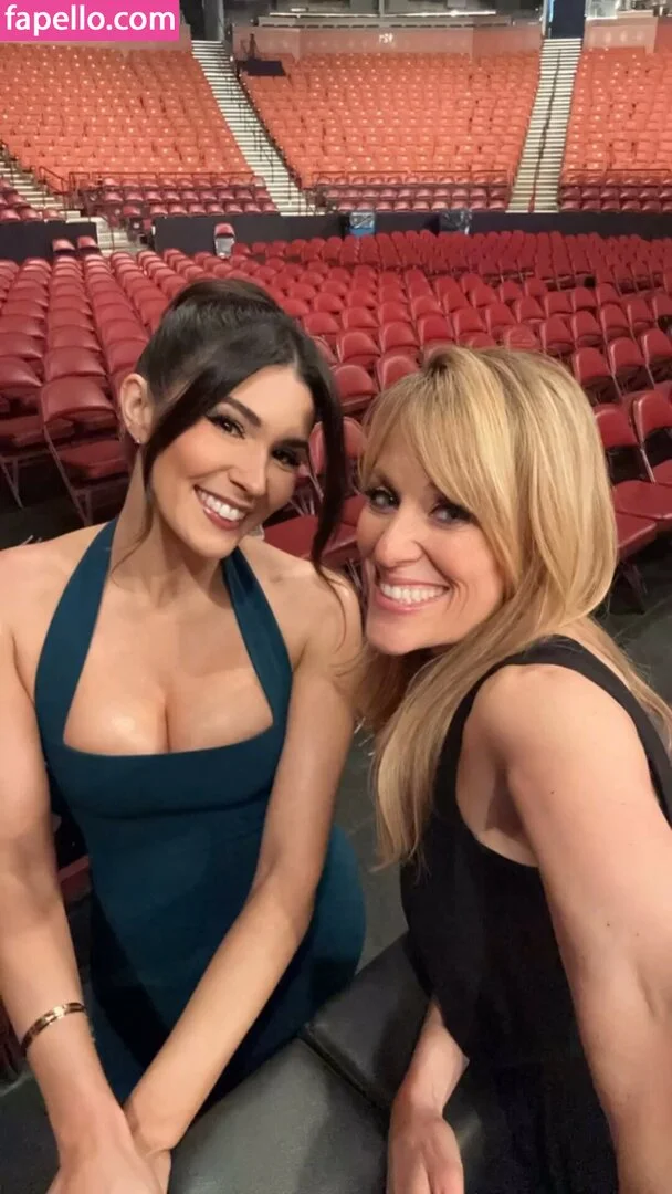 Cathy Kelley Onlyfans Photo Gallery 