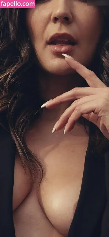 Cathy Kelley Onlyfans Photo Gallery 