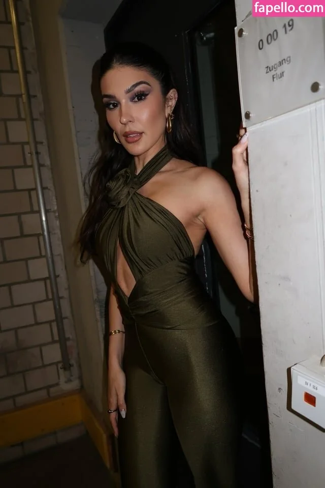 Cathy Kelley Onlyfans Photo Gallery 