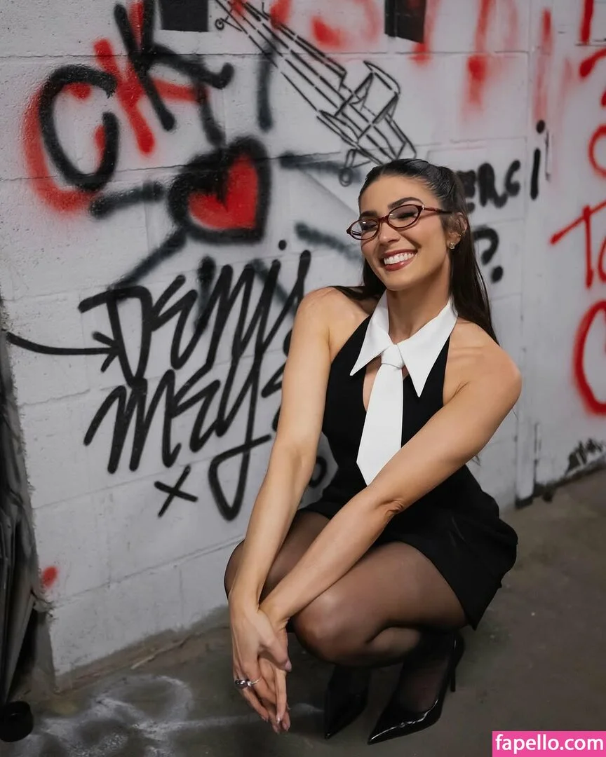 Cathy Kelley Onlyfans Photo Gallery 