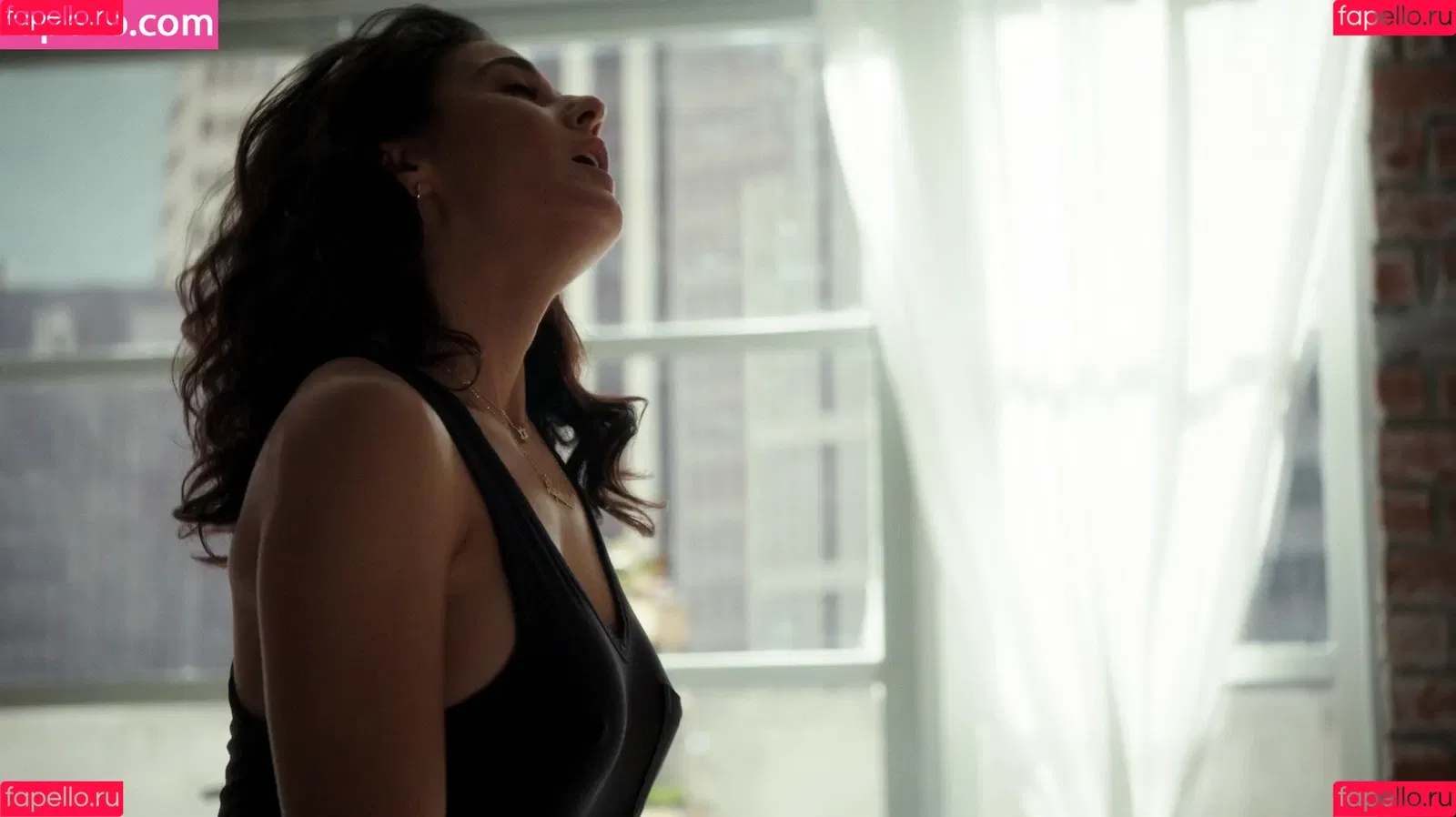Emmanuelle Chriqui Onlyfans Photo Gallery 