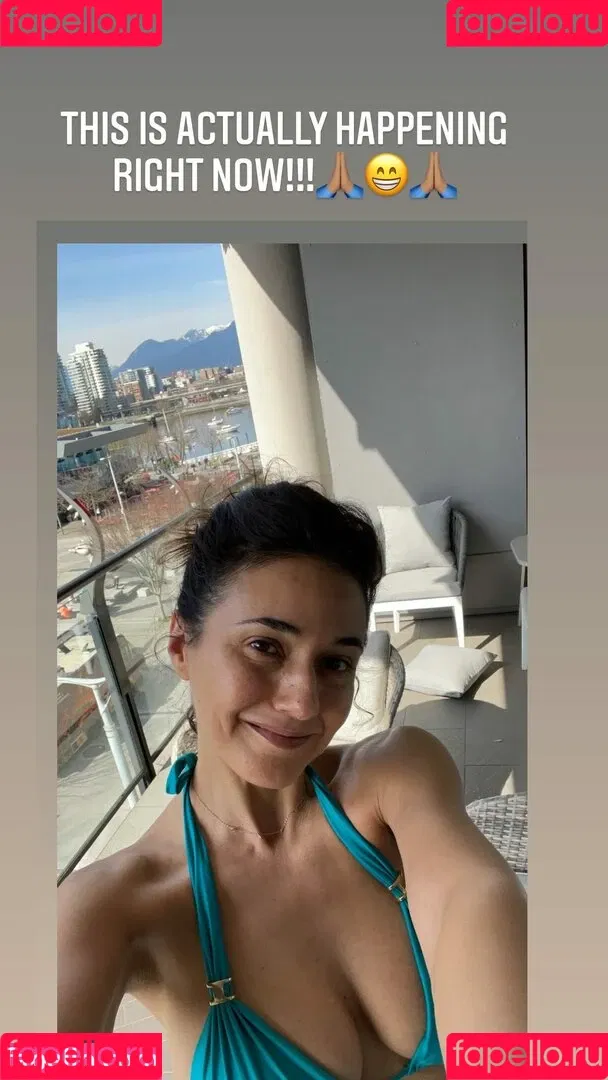 Emmanuelle Chriqui Onlyfans Photo Gallery 