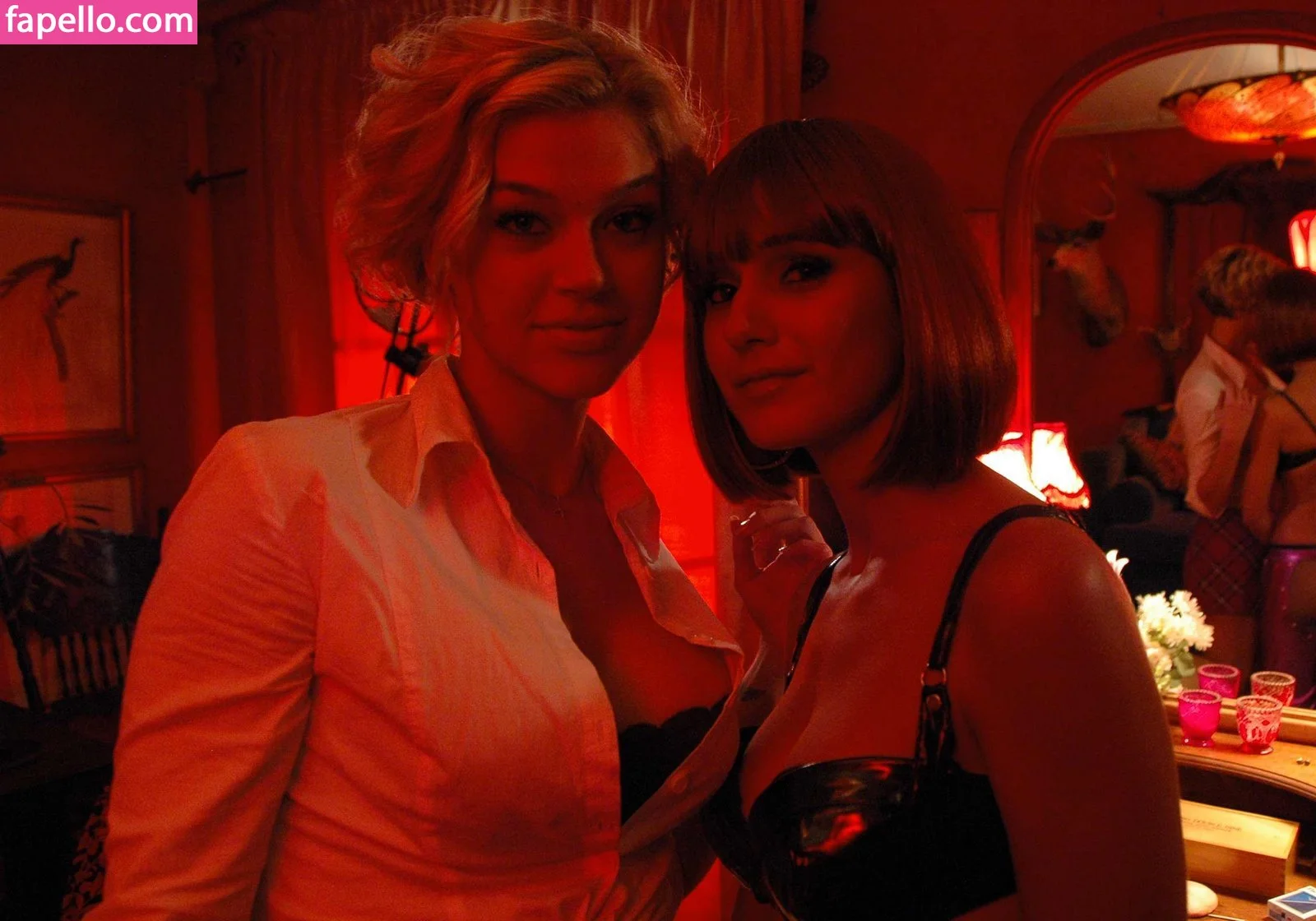 Emmanuelle Chriqui Onlyfans Photo Gallery 