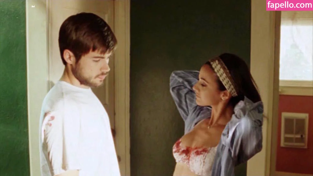 Emmanuelle Chriqui Onlyfans Photo Gallery 