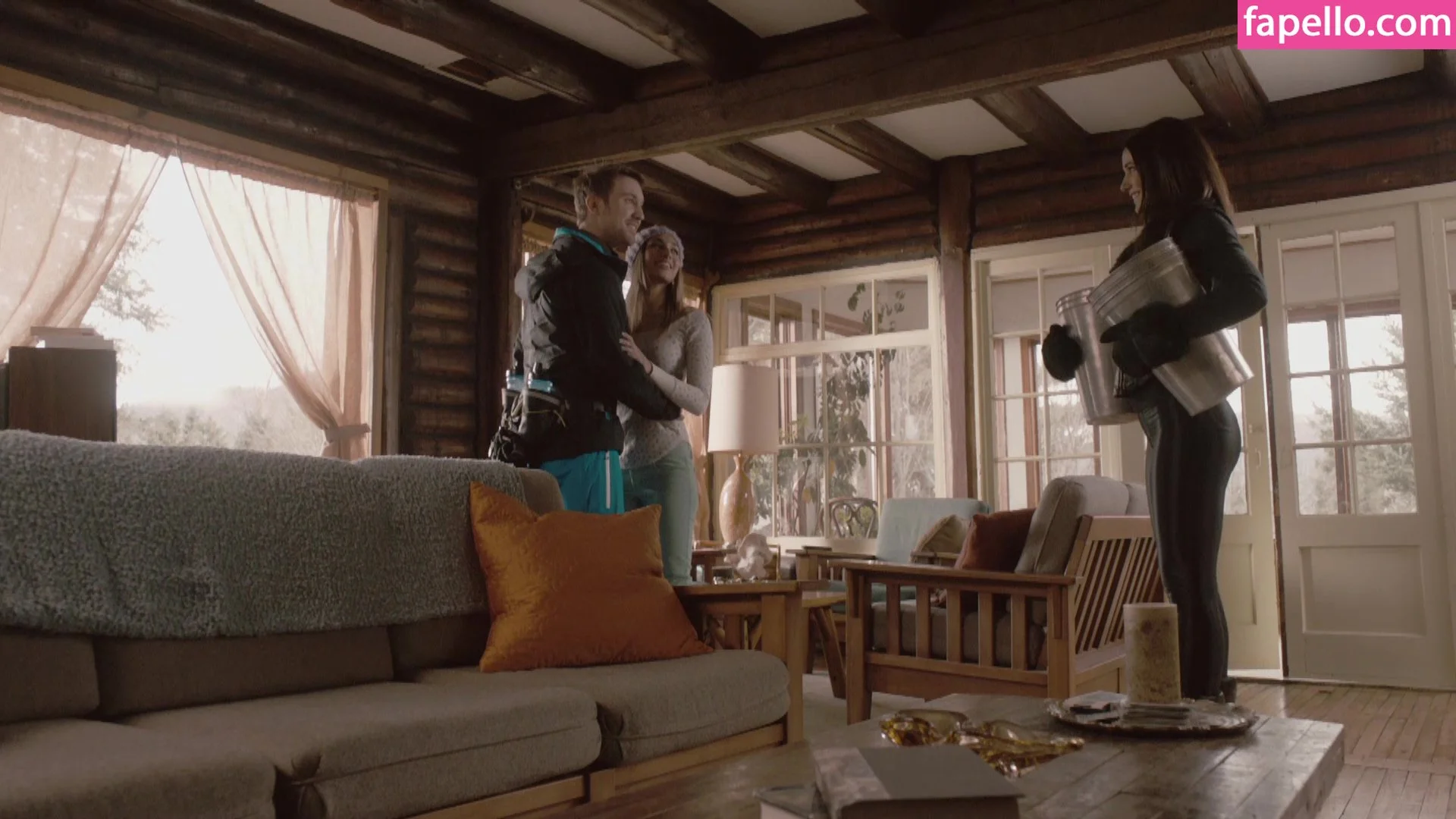 Emmanuelle Chriqui Onlyfans Photo Gallery 