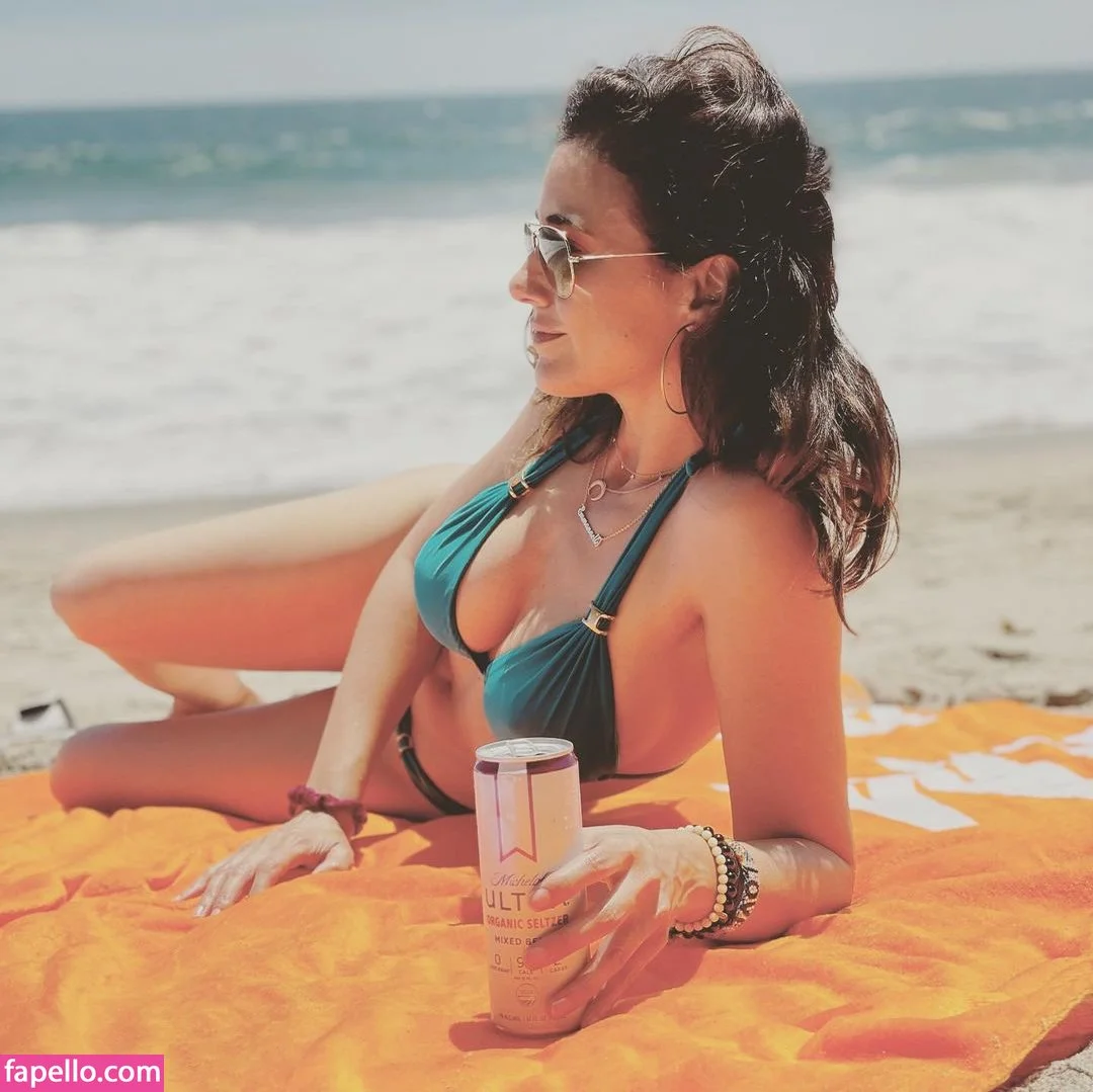 Emmanuelle Chriqui Onlyfans Photo Gallery 