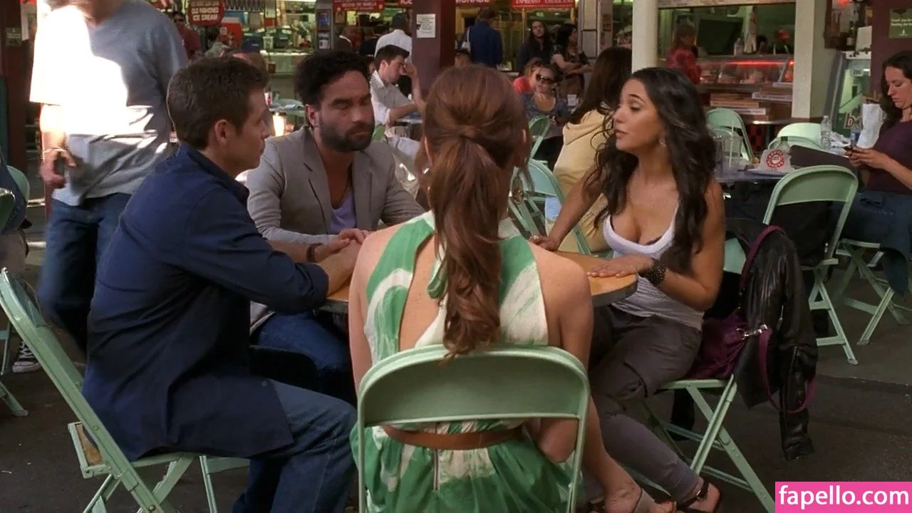 Emmanuelle Chriqui Onlyfans Photo Gallery 