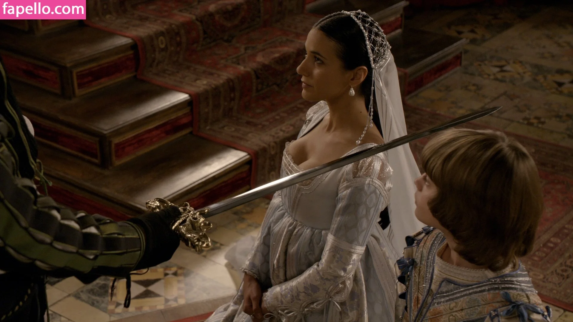 Emmanuelle Chriqui Onlyfans Photo Gallery 