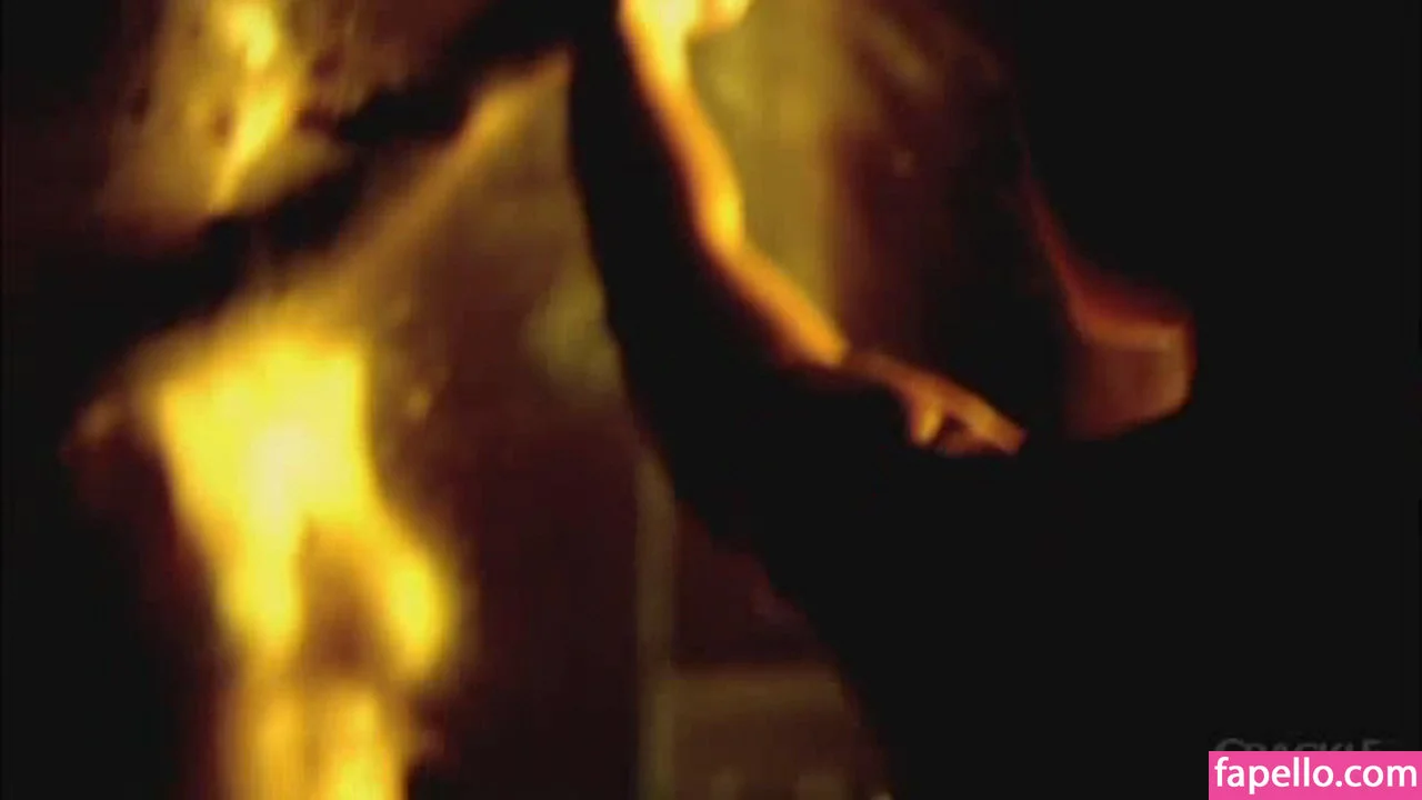 Emmanuelle Chriqui Onlyfans Photo Gallery 