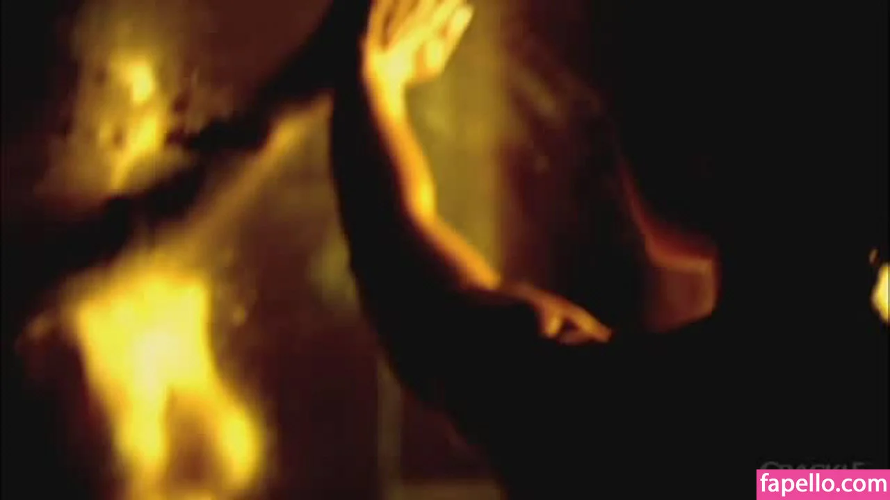 Emmanuelle Chriqui Onlyfans Photo Gallery 