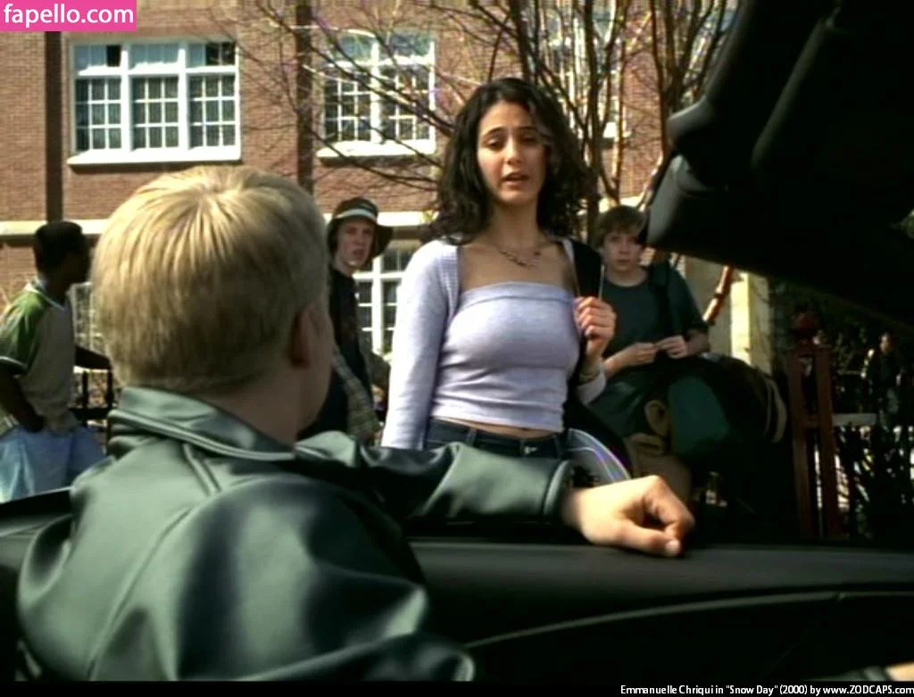 Emmanuelle Chriqui Onlyfans Photo Gallery 