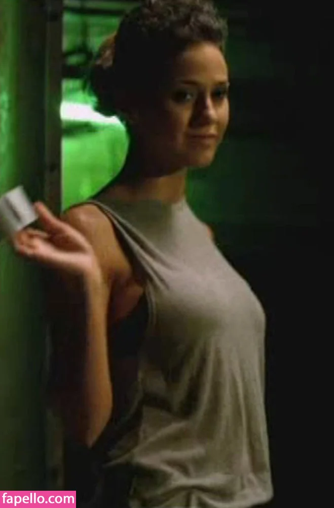 Emmanuelle Chriqui Onlyfans Photo Gallery 